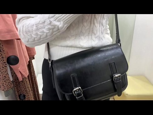 ❤️ Vieša jaunos kalės FeralBerry masturbacija su dildo aprangos kambaryje ️❌ Kietas porno prie lt.porno-filmy.ru ﹏