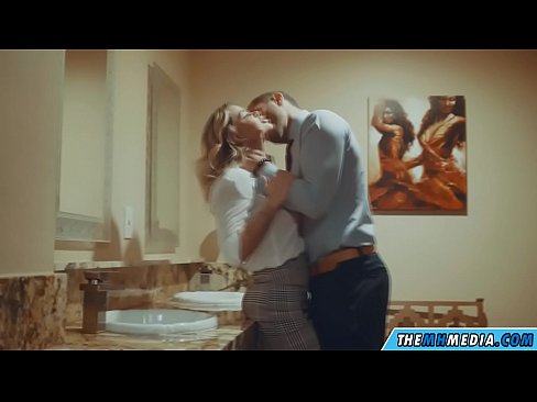 ❤️ Kai krūtininga blondinė vilioja tave viešajame tualete ️❌ Kietas porno prie lt.porno-filmy.ru ﹏